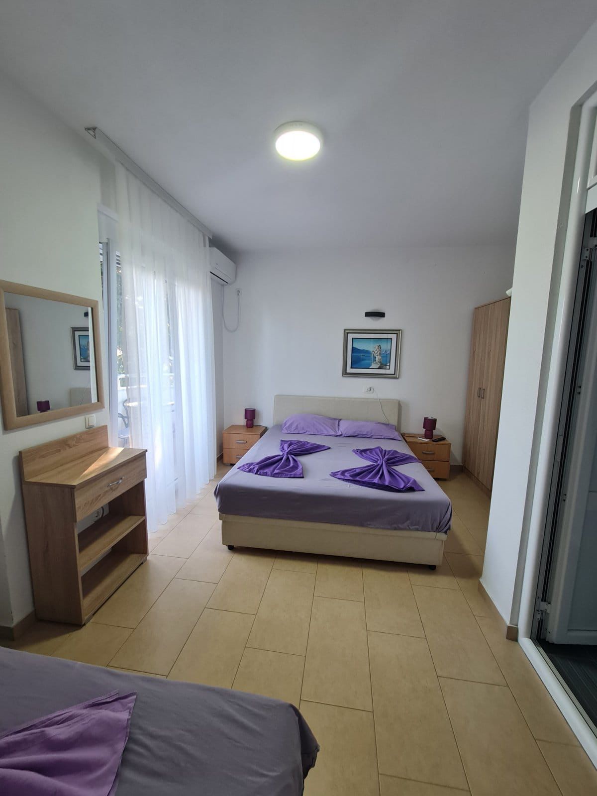 amforaproperty.com/Kompletno opremljen apartmanski objekat 920 m² sa apartmanima i restoranom – Donji Štoj, Ulcinj