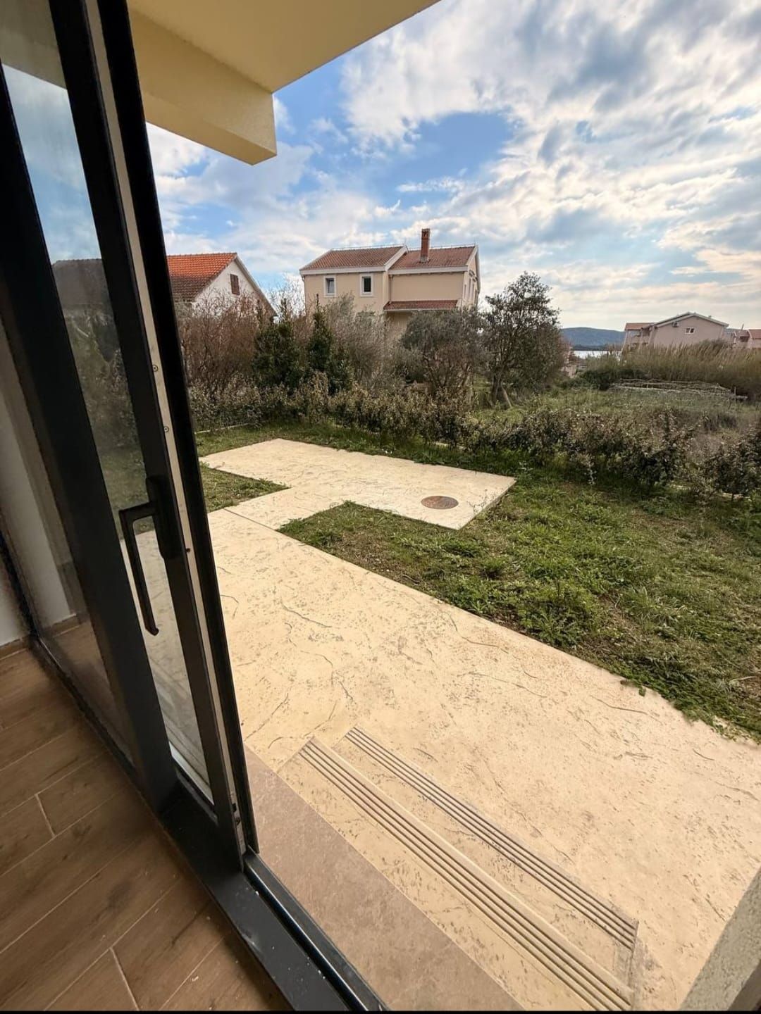 amforaproperty.com/Jednosobni stanovi u novogradnji na 150 metara od mora – Bonići, Tivat