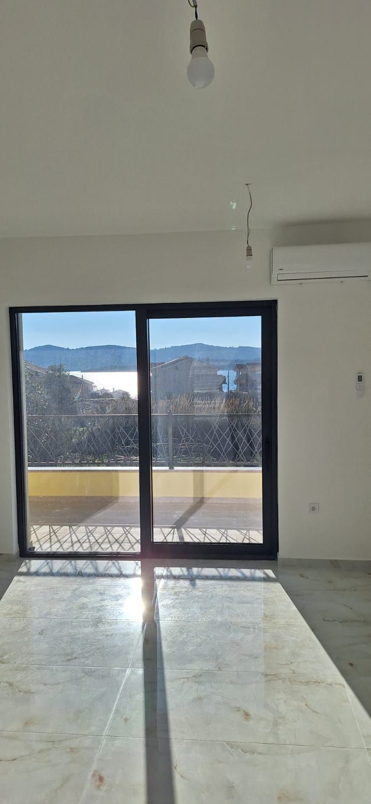 amforaproperty.com/Jednosobni stanovi u novogradnji na 150 metara od mora – Bonići, Tivat