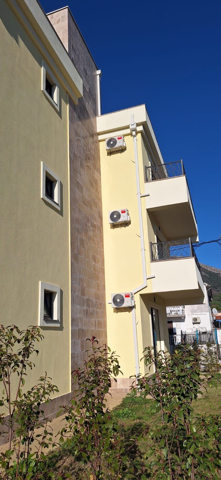 amforaproperty.com/Jednosobni stanovi u novogradnji na 150 metara od mora – Bonići, Tivat