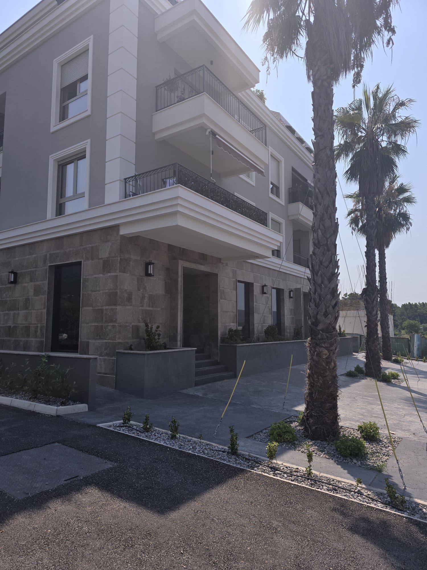 amforaproperty.com/Dvosoban stan od 70 m² sa garaznim mestom u novoj zgradi na atraktivnoj lokaciji u Tivtu, Mrčevac