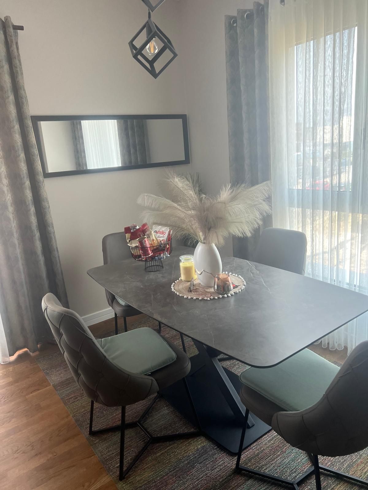 amforaproperty.com/Dvosoban stan od 70 m² sa garaznim mestom u novoj zgradi na atraktivnoj lokaciji u Tivtu, Mrčevac