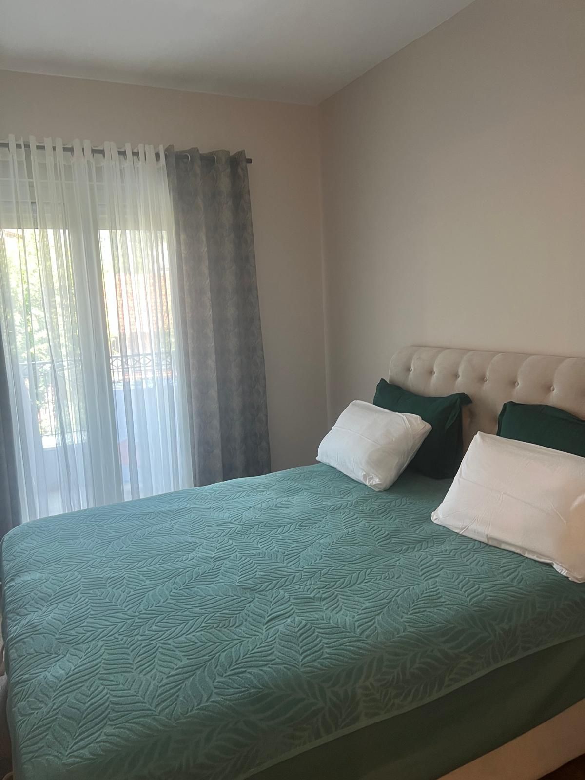 amforaproperty.com/Dvosoban stan od 70 m² sa garaznim mestom u novoj zgradi na atraktivnoj lokaciji u Tivtu, Mrčevac