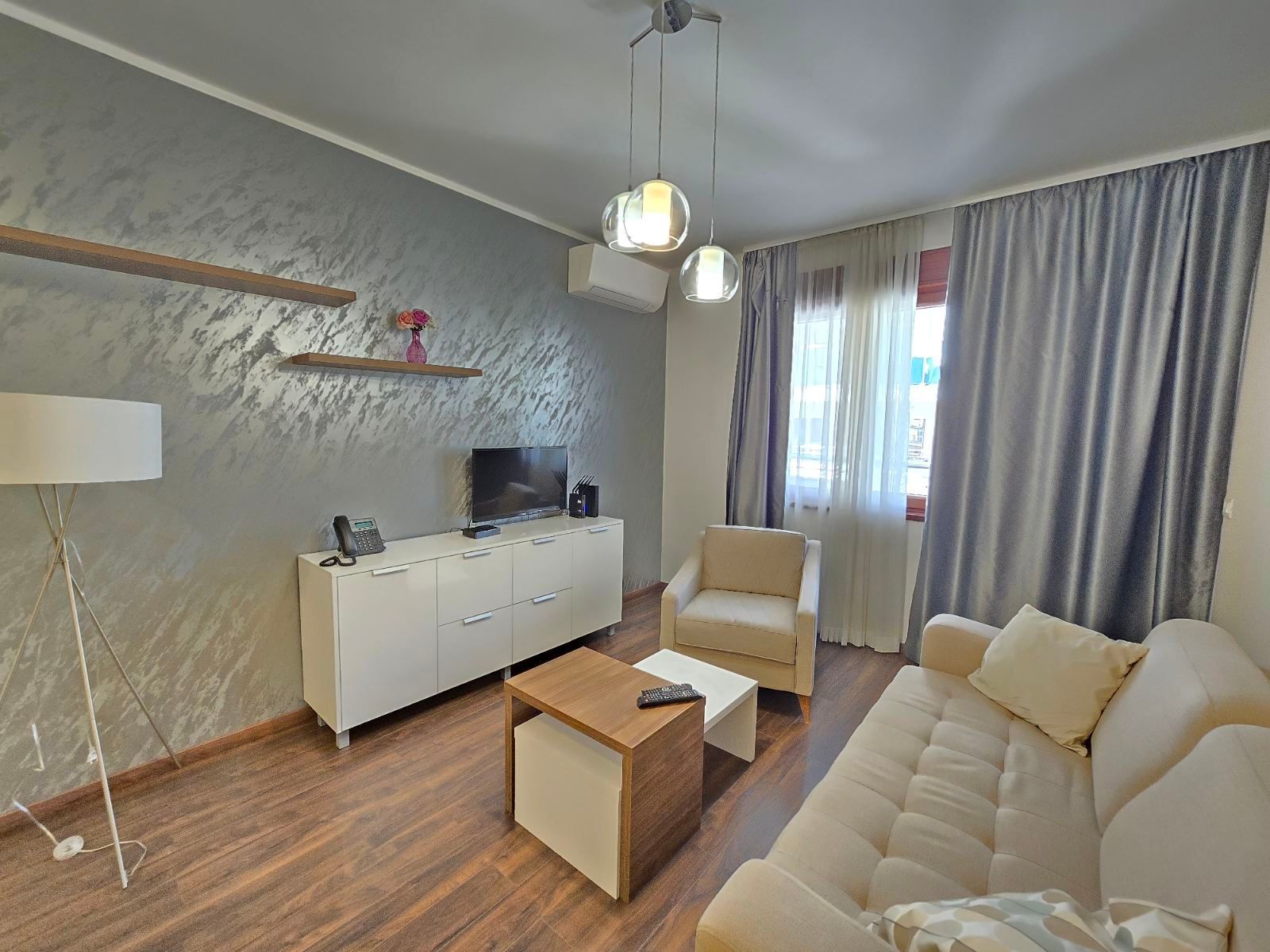 amforaproperty.com/Trosoban Stan 93m2 sa Pogledom na More-Anatolia Bečići