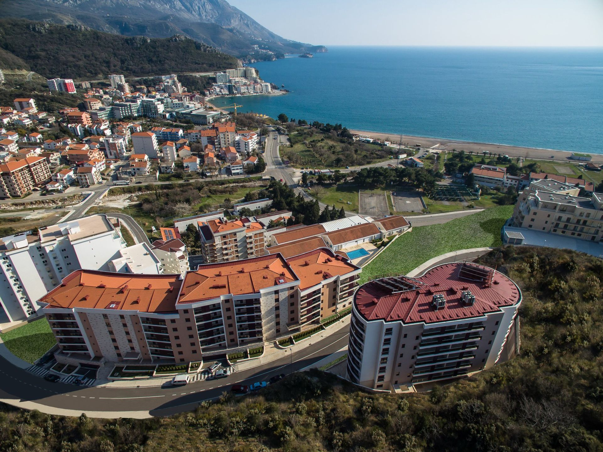 amforaproperty.com/Trosoban Stan 93m2 sa Pogledom na More-Anatolia Bečići