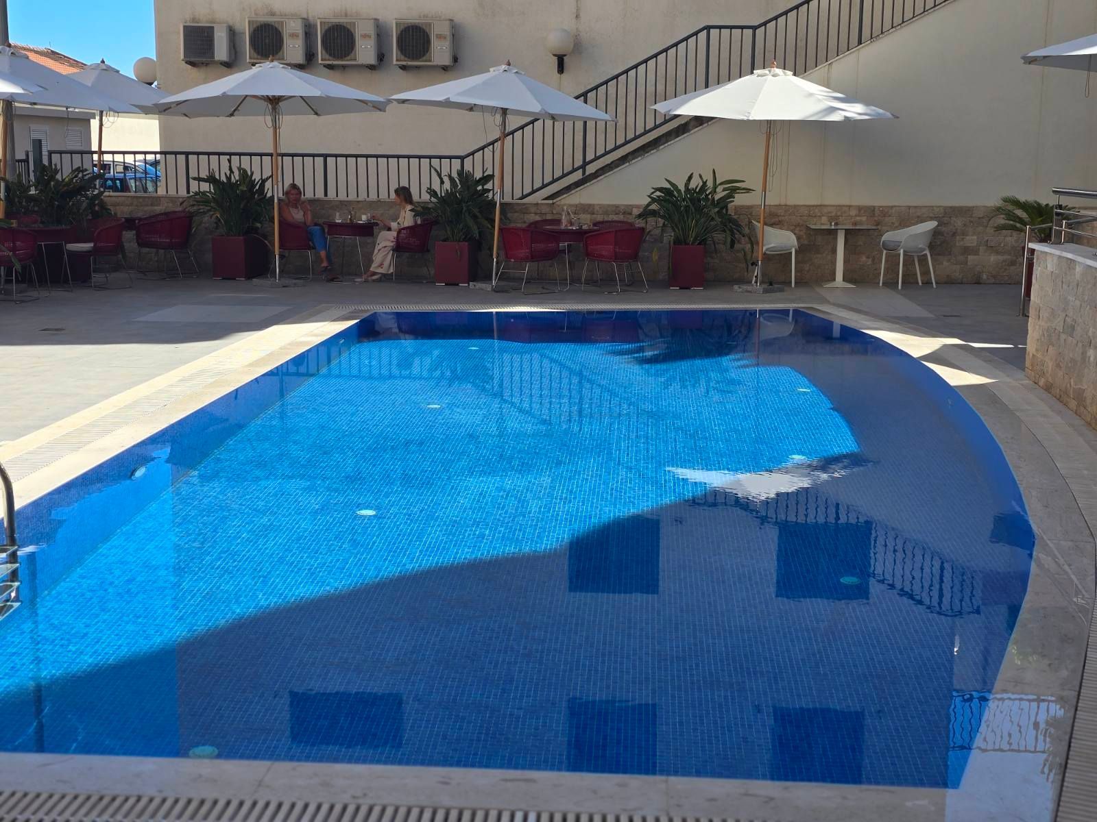 amforaproperty.com/Trosoban Stan 93m2 sa Pogledom na More-Anatolia Bečići