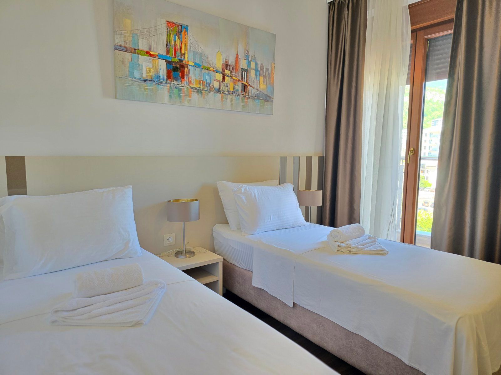 amforaproperty.com/Trosoban Stan 93m2 sa Pogledom na More-Anatolia Bečići