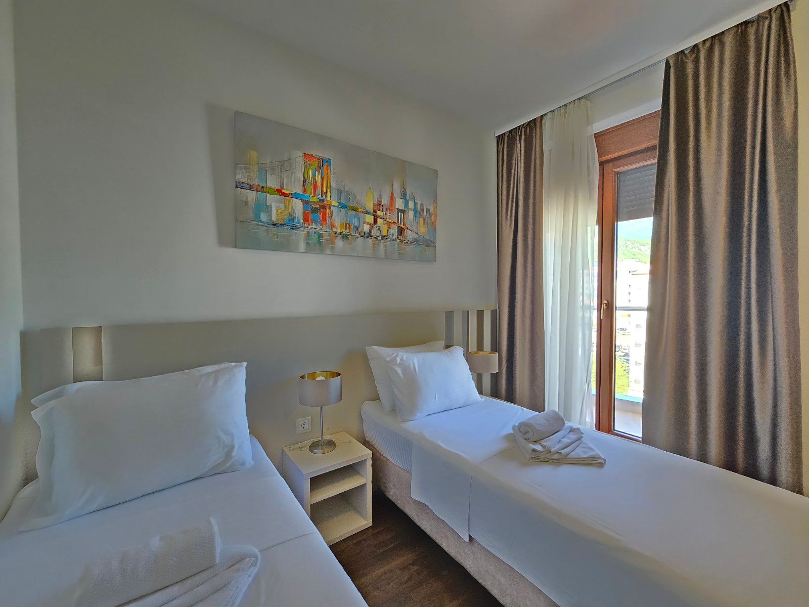 amforaproperty.com/Trosoban Stan 93m2 sa Pogledom na More-Anatolia Bečići