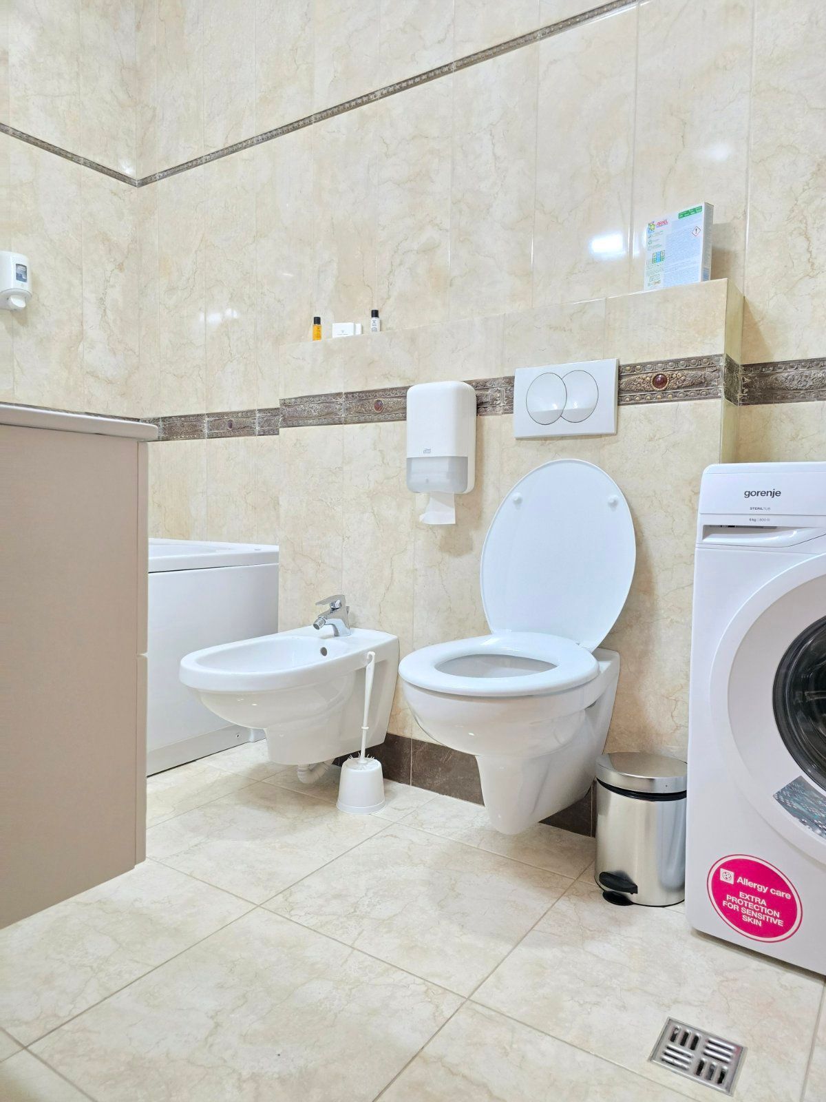 amforaproperty.com/Trosoban Stan 93m2 sa Pogledom na More-Anatolia Bečići