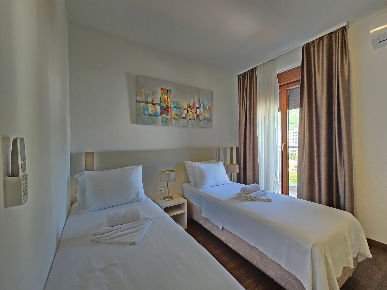 amforaproperty.com/Trosoban Stan 93m2 sa Pogledom na More-Anatolia Bečići