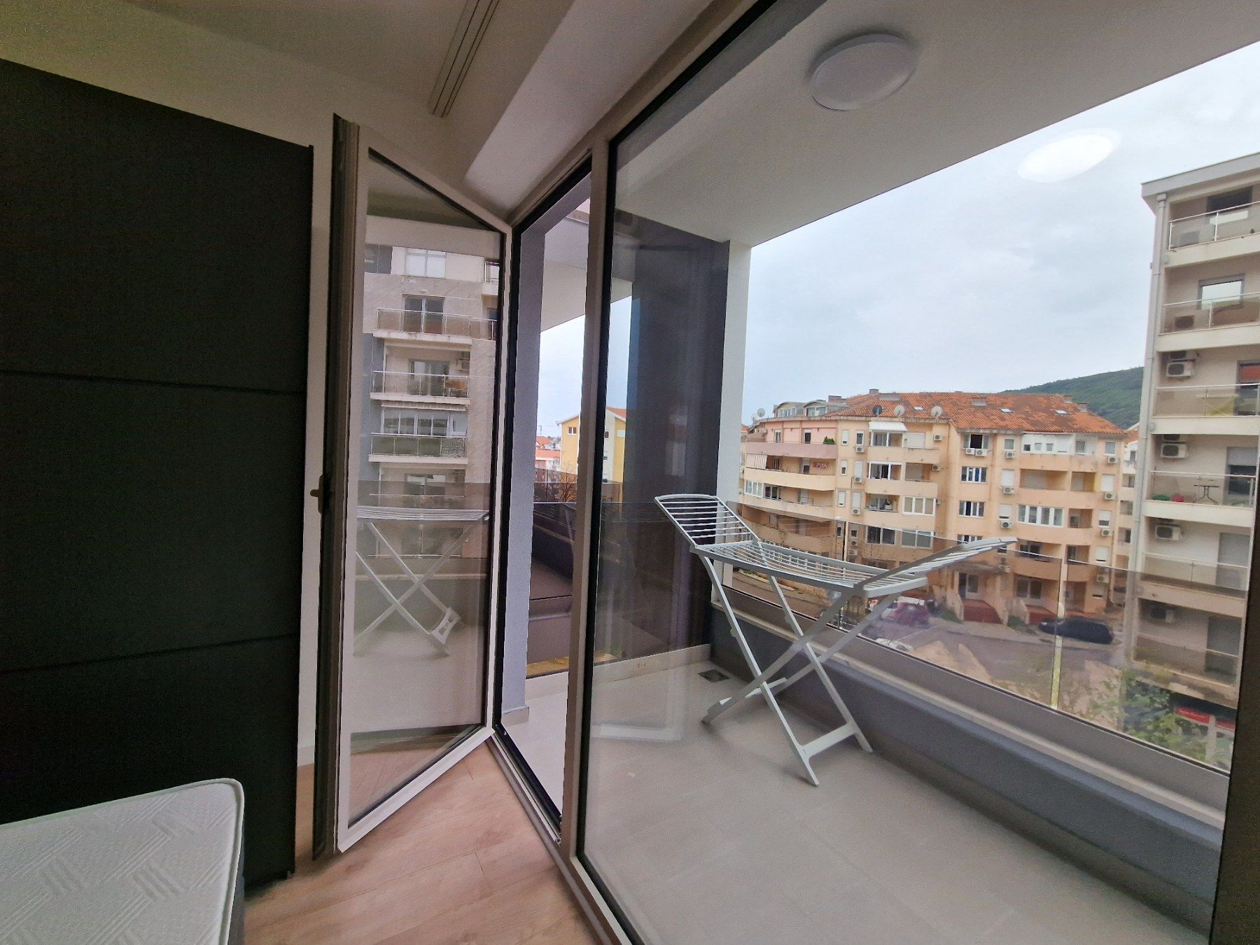 amforaproperty.com/Moderno opremljen jednosoban stan 53m2-Babilonija,Budva