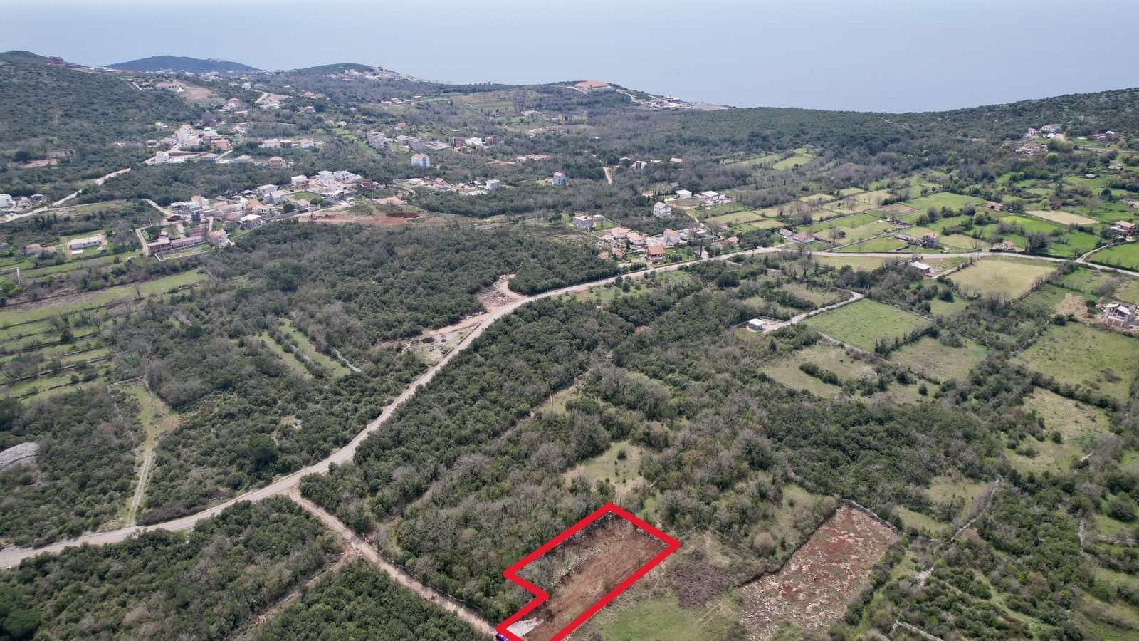 amforaproperty.com/Investiciona Prilika! Urbanizovan Plac 1360m² sa UTU Uslovima – Zagora, Kotor