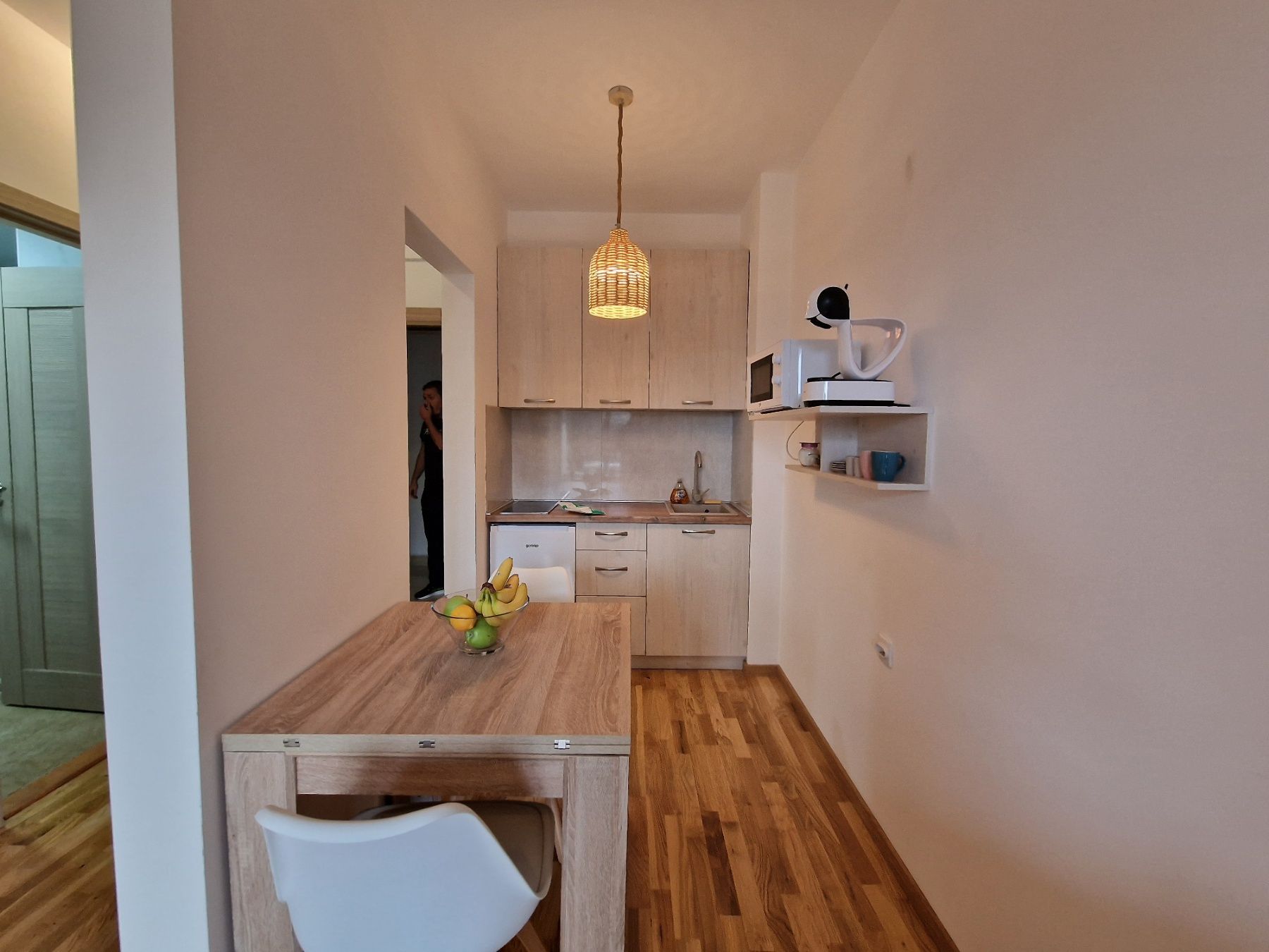 amforaproperty.com/ATRAKTIVAN STUDIO APARTMAN 31m2 SA BOCNIM POGLEDOM NA MORE U BECICIMA