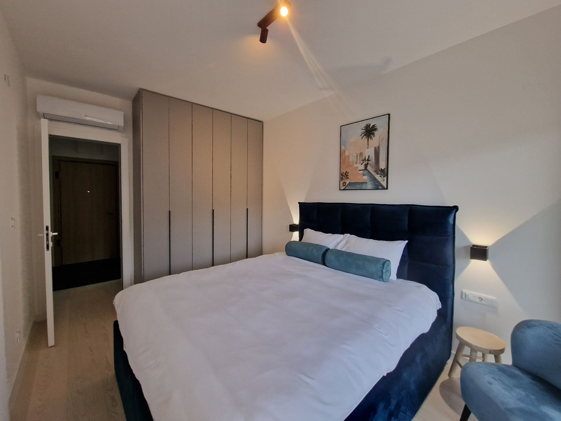 amforaproperty.com/Dubovica Lux, Budva-Nov luksusno opremljen jednosoban stan 50m2 sa pogledom na more  (NA DUZI PERIOD)