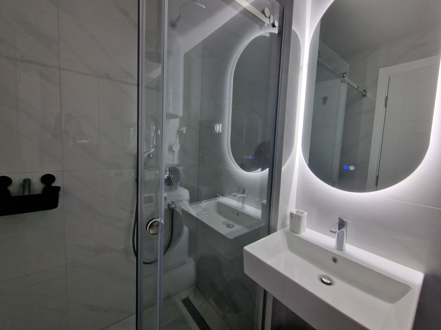 amforaproperty.com/Dubovica Lux, Budva-Nov luksusno opremljen jednosoban stan 50m2 sa pogledom na more  (NA DUZI PERIOD)