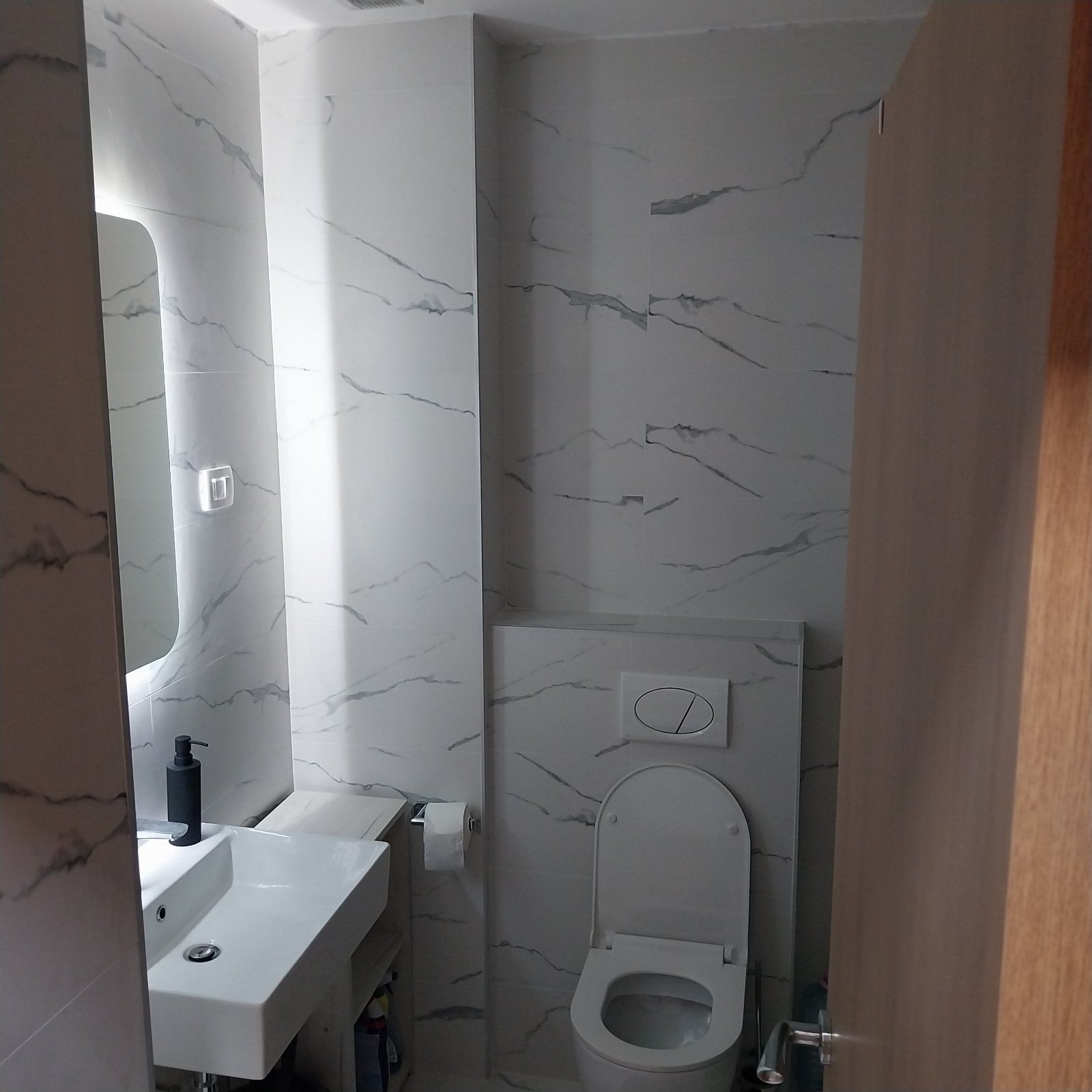 amforaproperty.com/moderno opremljen jednosoban stan ,Lazi - Budva.(NA DUZI PERIOD)