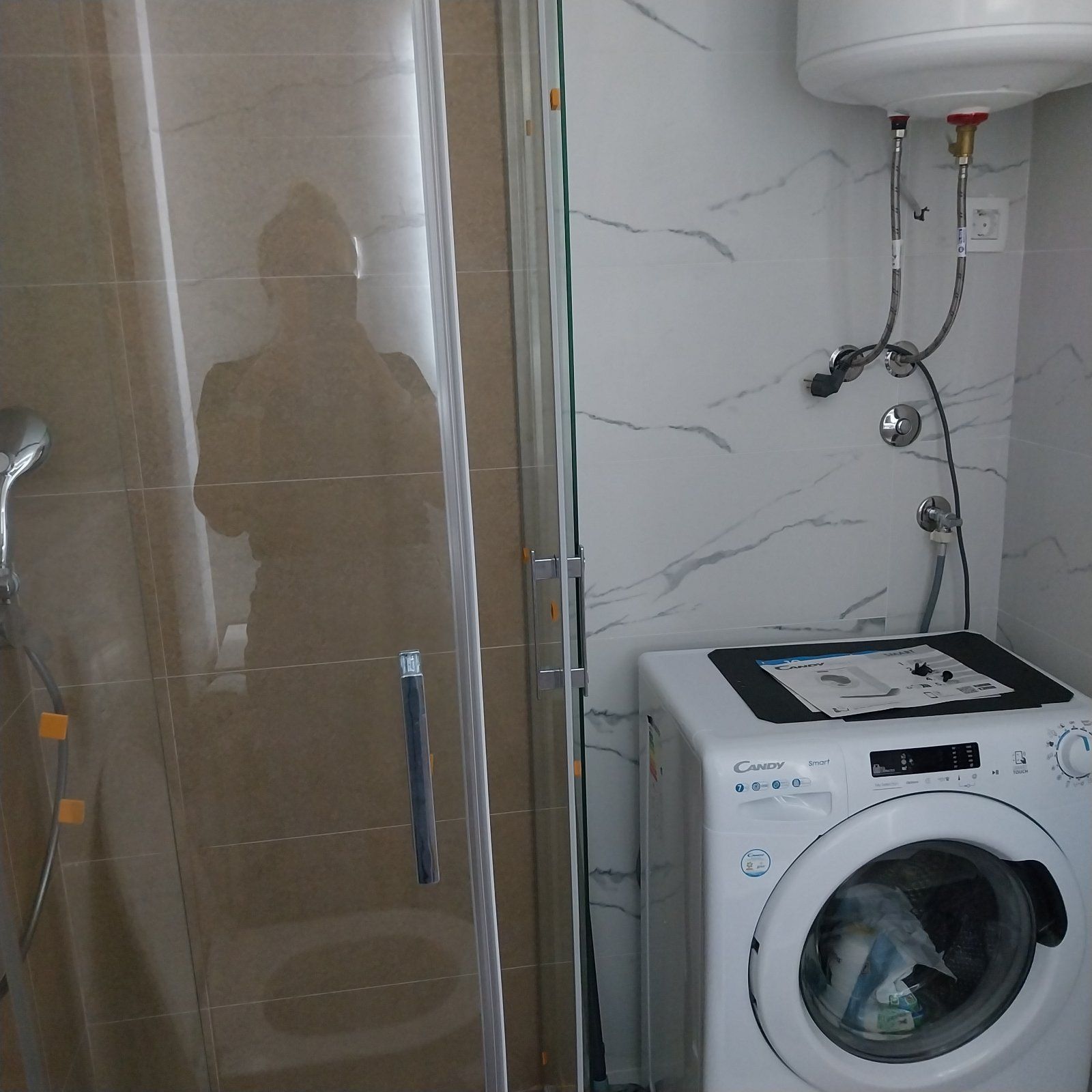 amforaproperty.com/moderno opremljen jednosoban stan ,Lazi - Budva.(NA DUZI PERIOD)