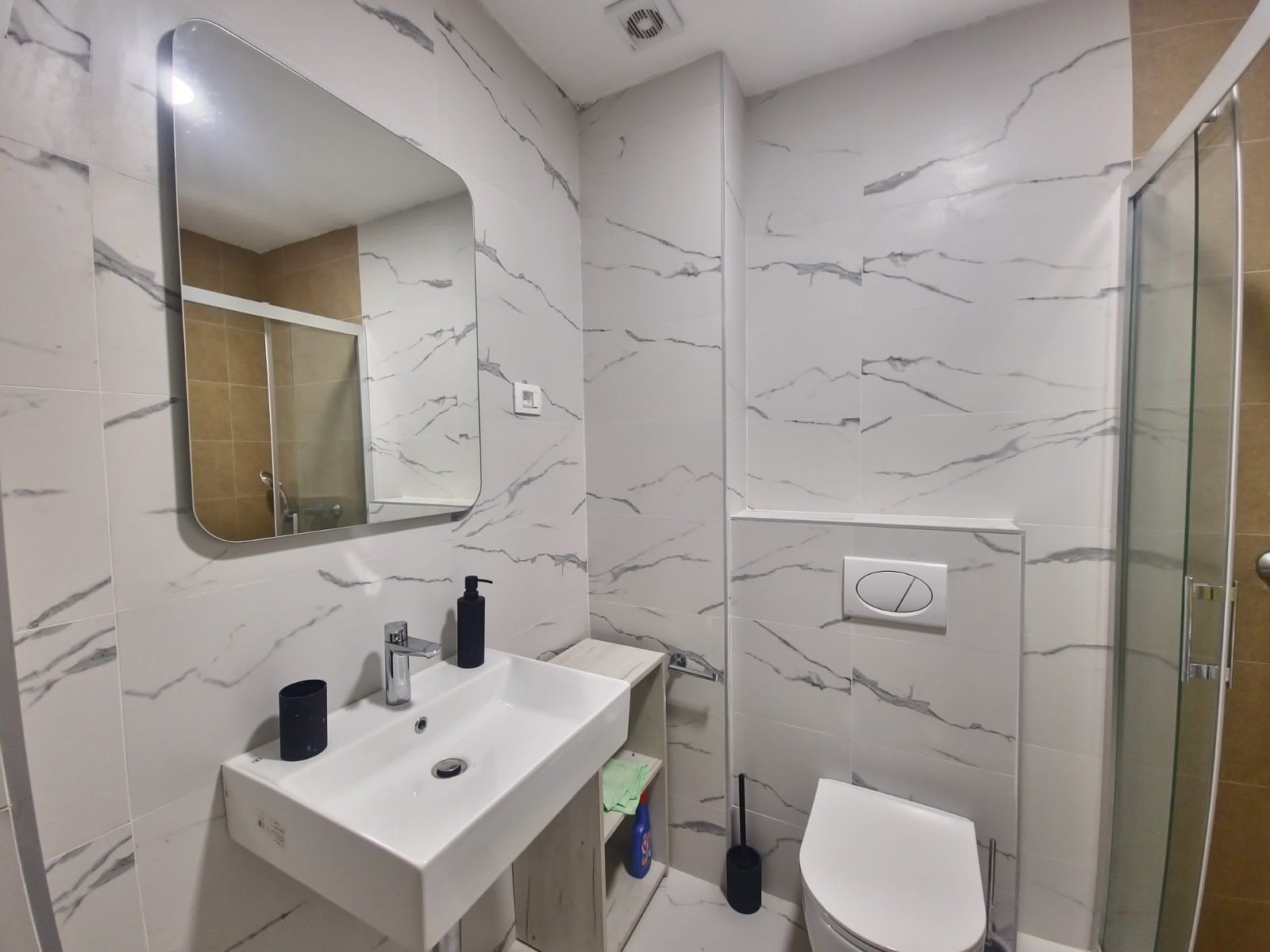 Moderno opremljen studio apartman ,Lazi - Budva (NA DUZI PERIOD) - Amfora Real Estate