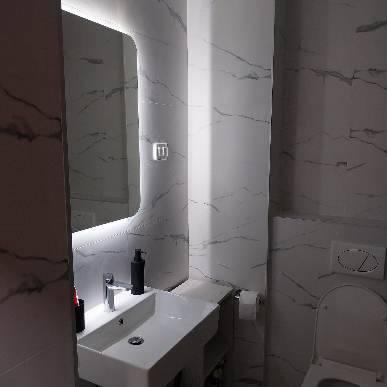 amforaproperty.com/moderno opremljen jednosoban stan ,Lazi - Budva.(NA DUZI PERIOD)