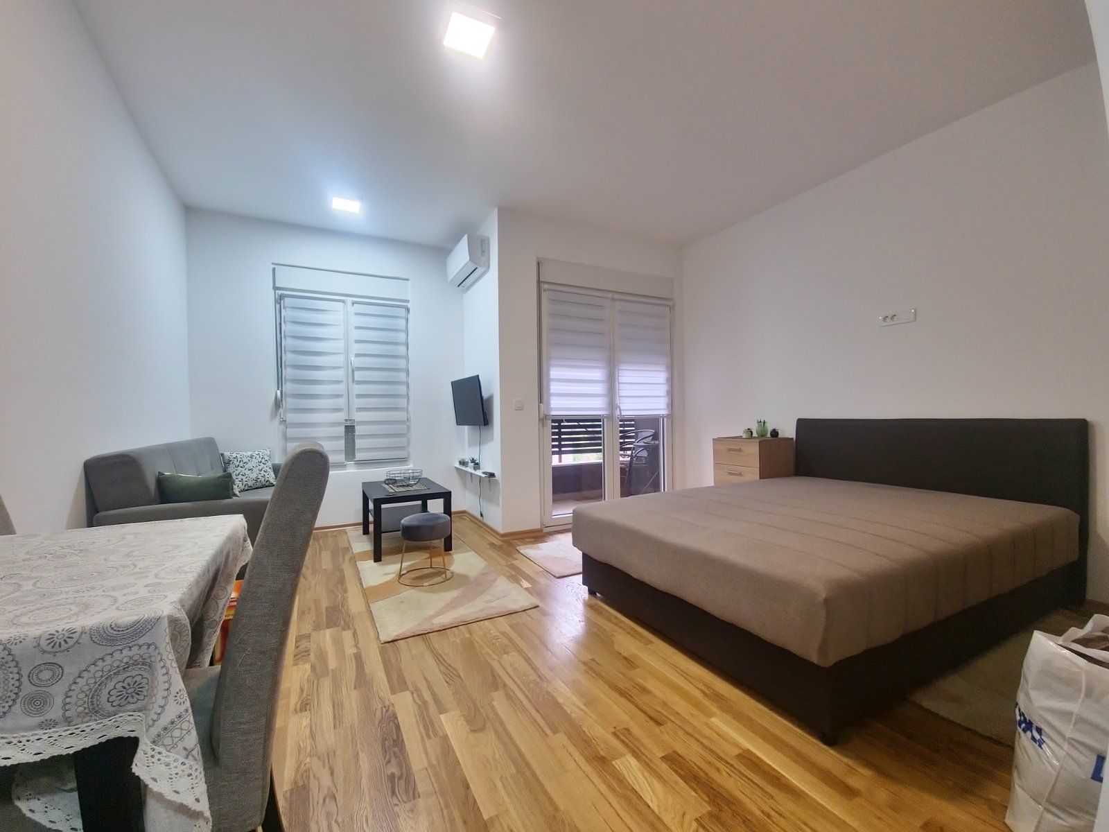 Moderno opremljen studio apartman ,Lazi - Budva (NA DUZI PERIOD) - Amfora Real Estate