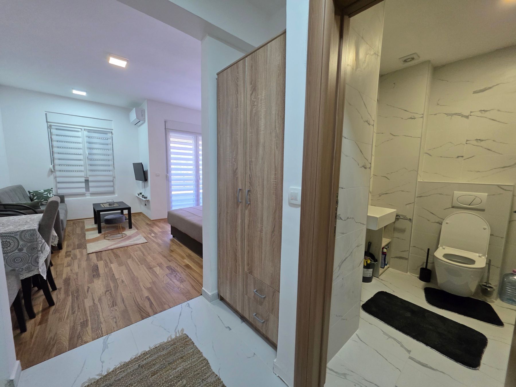 amforaproperty.com/moderno opremljen jednosoban stan ,Lazi - Budva (NA DUZI PERIOD)