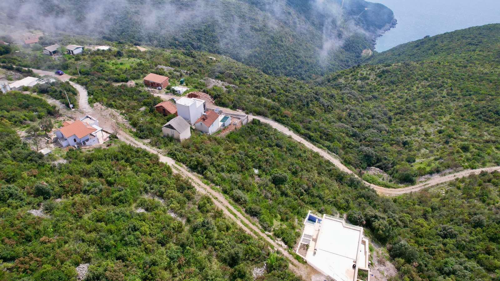 amforaproperty.com/Urbanizovan plac 300m2 sa panoramskim pogledom-Zagora, Kotor