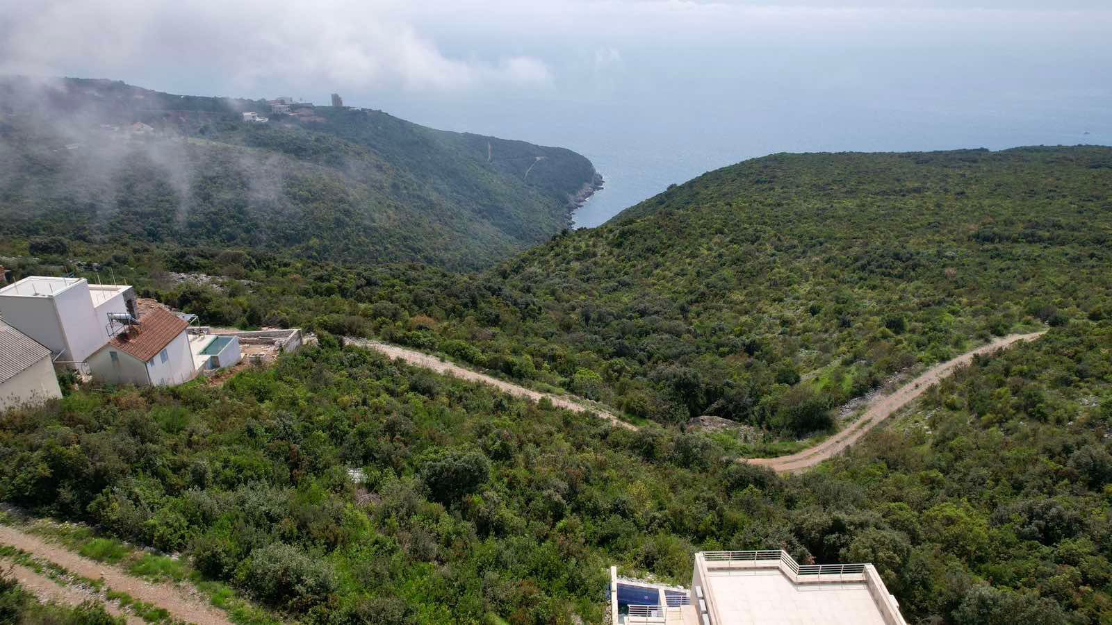 amforaproperty.com/Urbanizovan plac 300m2 sa panoramskim pogledom-Zagora, Kotor