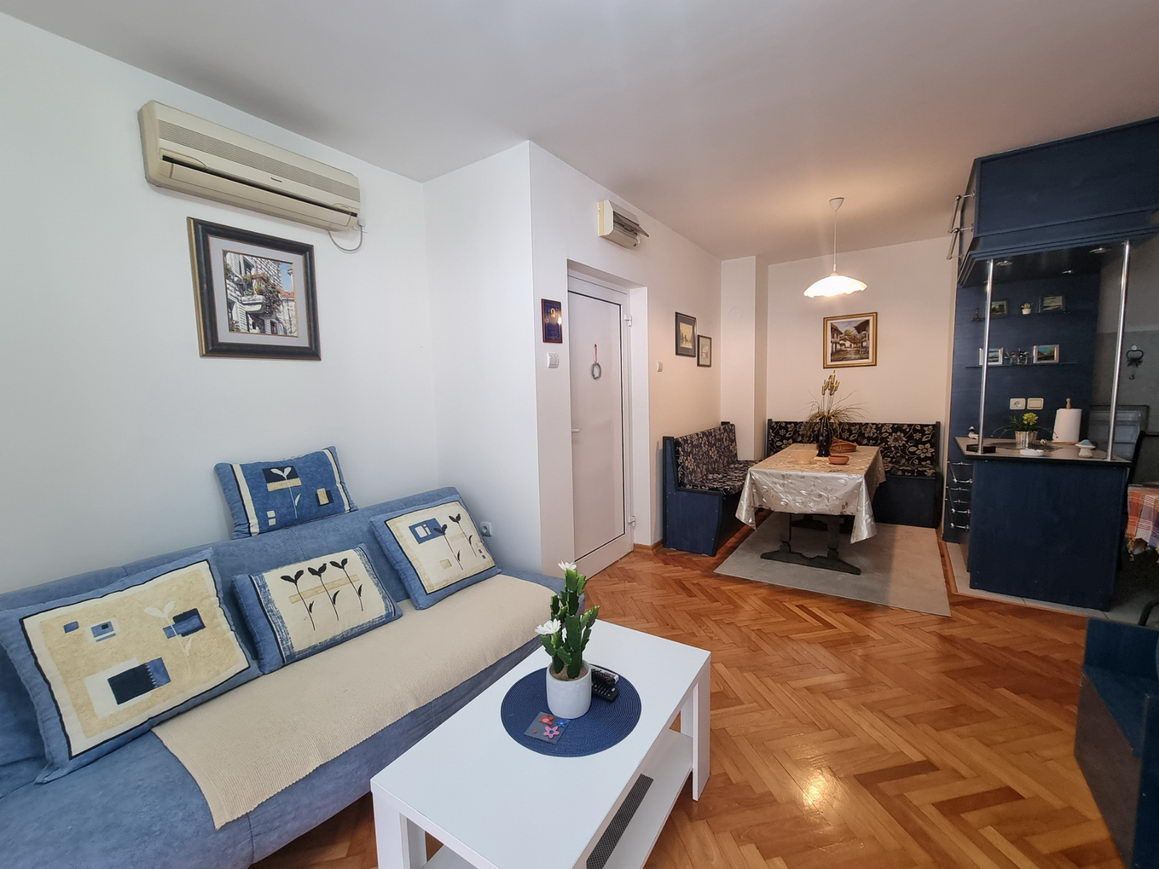 amforaproperty.com/Dvosoban namesten stan 60m2 u Budvi,Adok