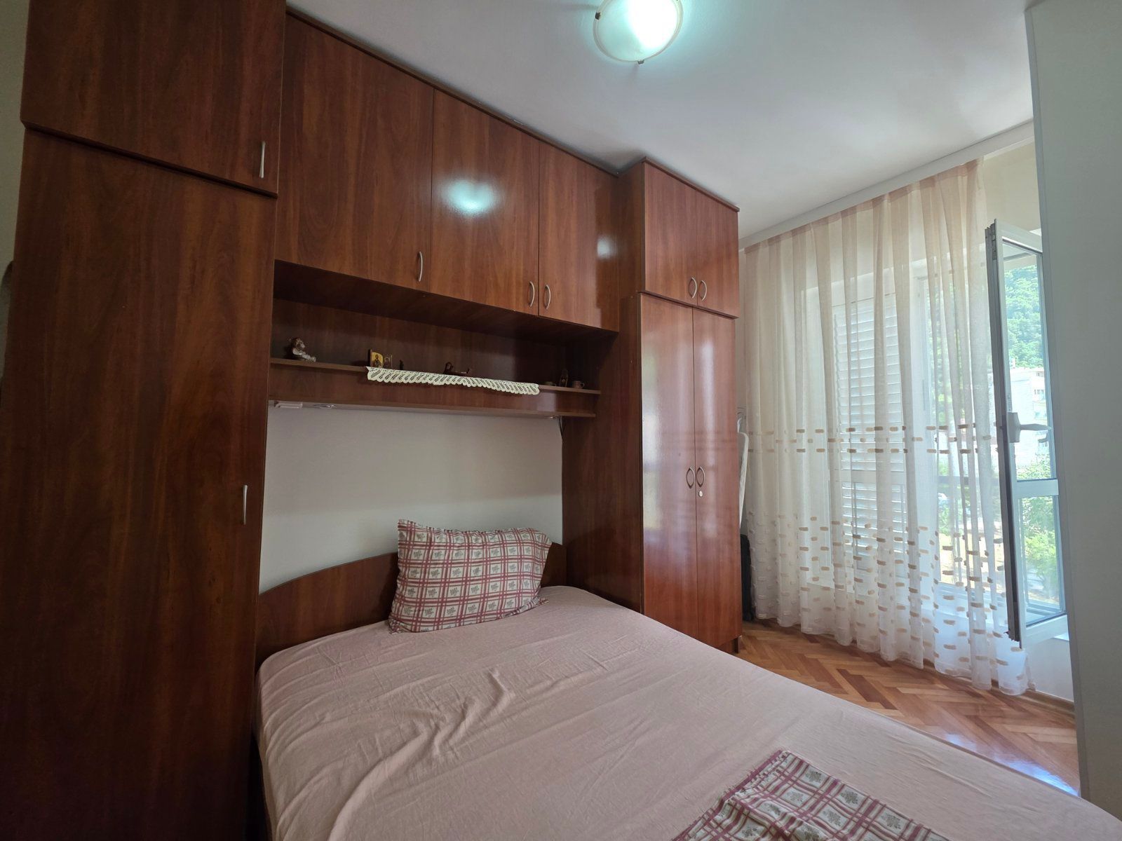 Dvosoban namesten stan 60m2 u Budvi,Adok - Amfora Real Estate