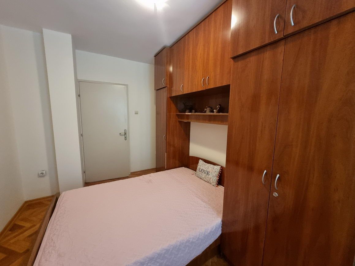 amforaproperty.com/Dvosoban namesten stan 60m2 u Budvi,Adok