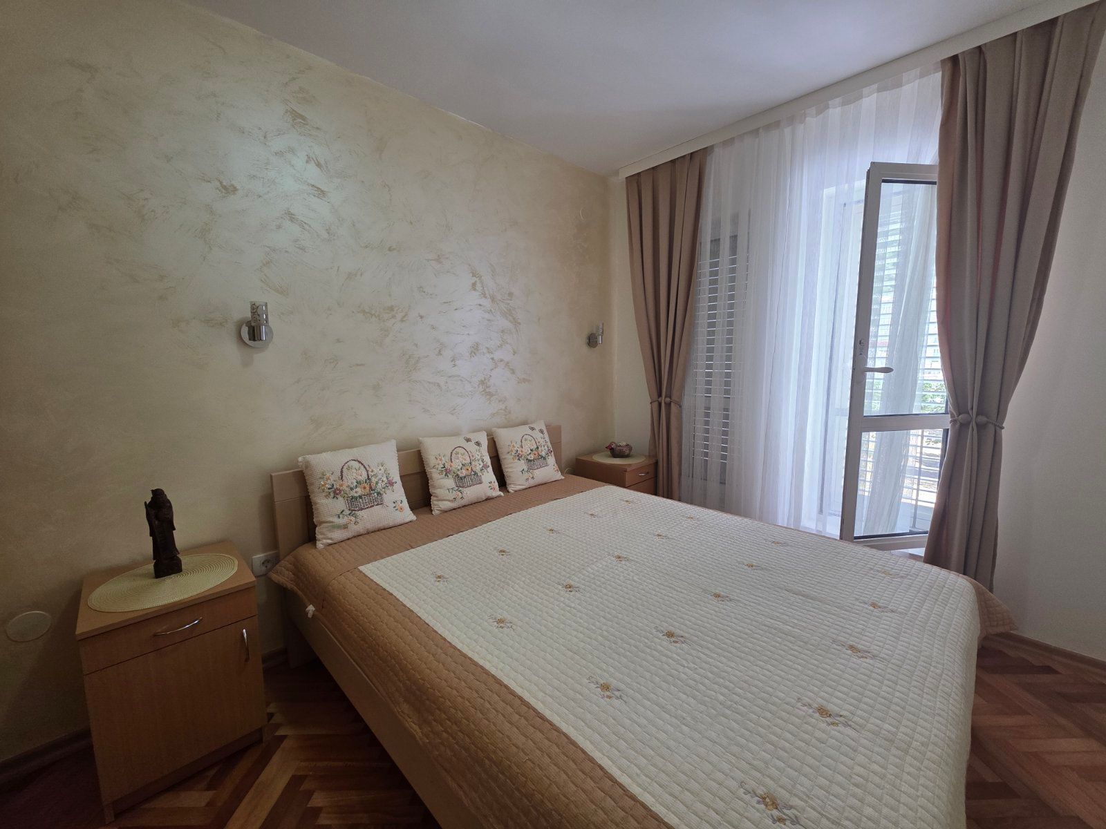 Dvosoban namesten stan 60m2 u Budvi,Adok - Amfora Real Estate