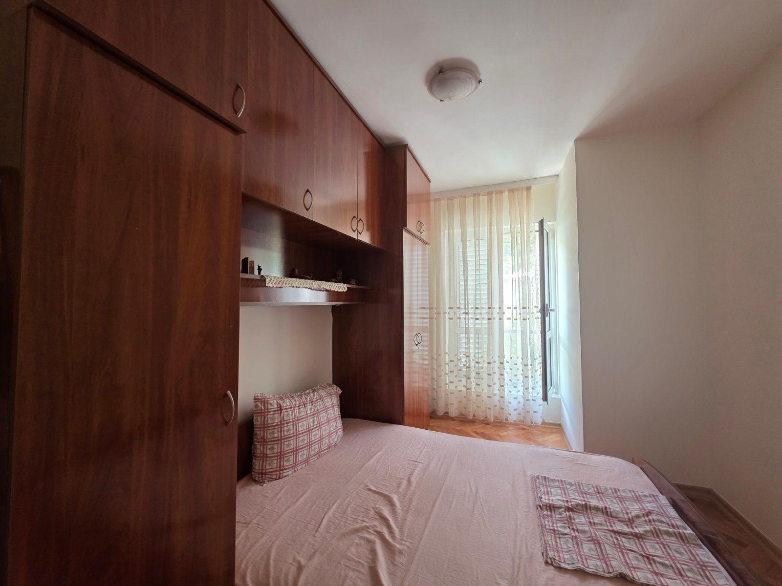 Dvosoban namesten stan 60m2 u Budvi,Adok - Amfora Real Estate