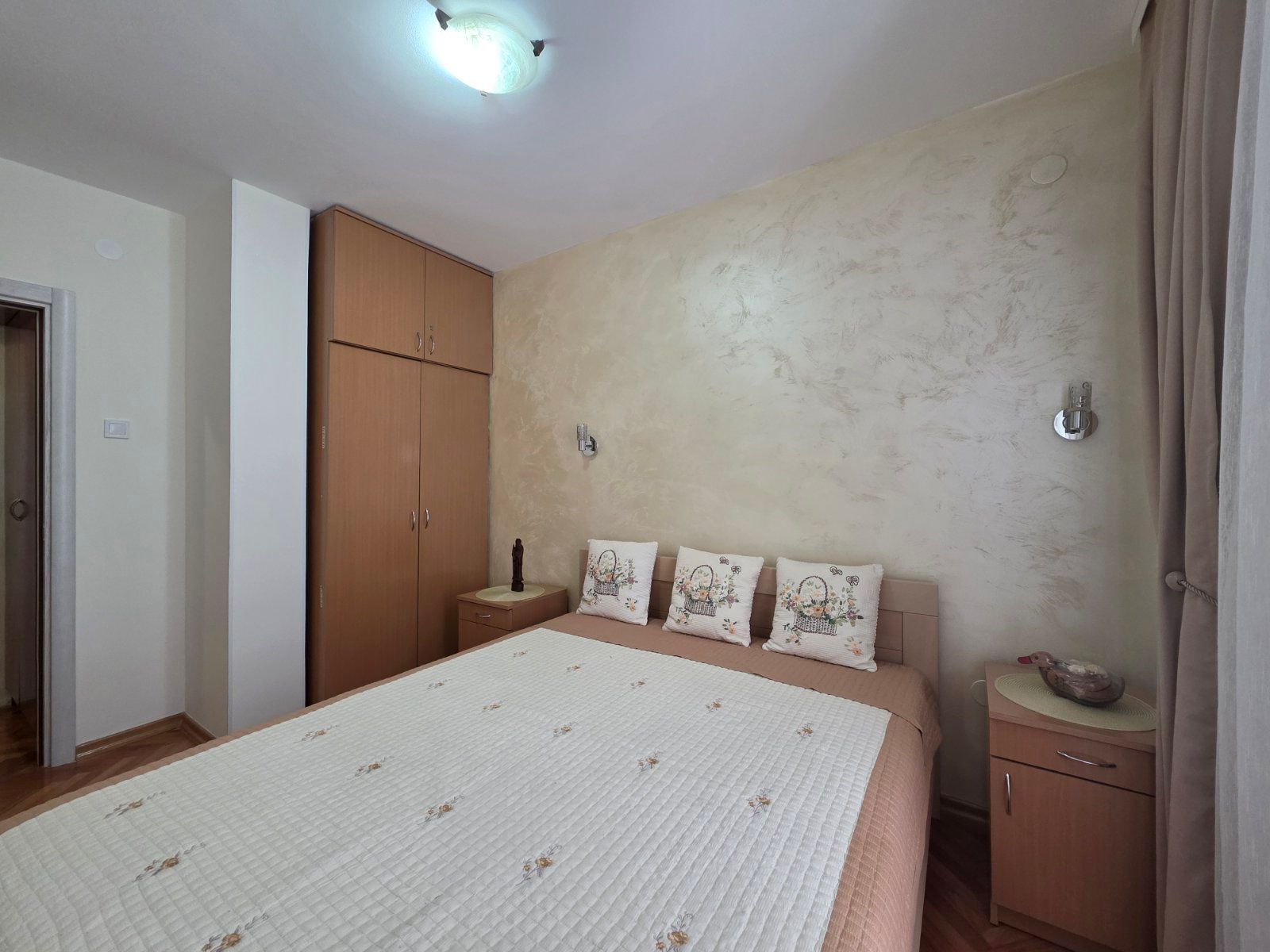 Dvosoban namesten stan 60m2 u Budvi,Adok - Amfora Real Estate