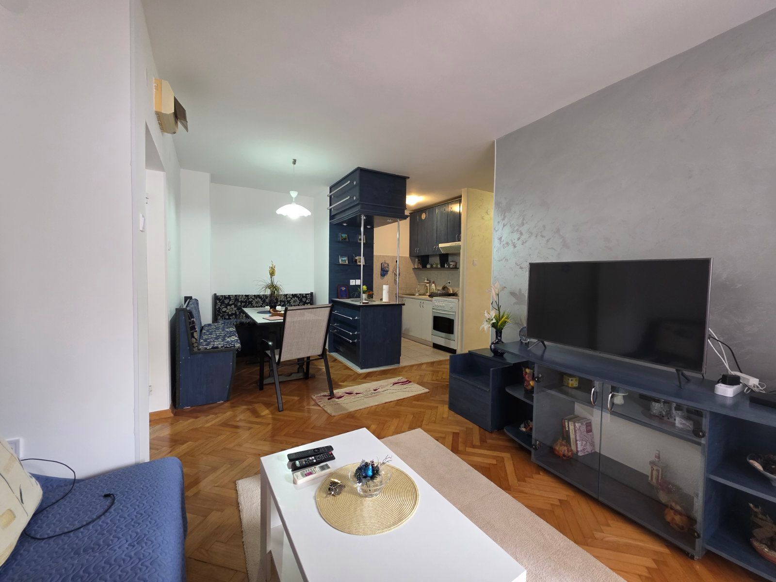 Dvosoban namesten stan 60m2 u Budvi,Adok - Amfora Real Estate