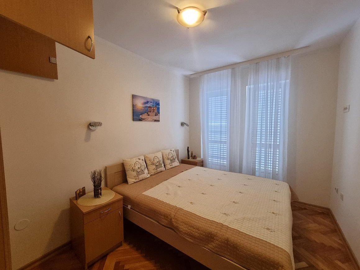 amforaproperty.com/Dvosoban namesten stan 60m2 u Budvi,Adok