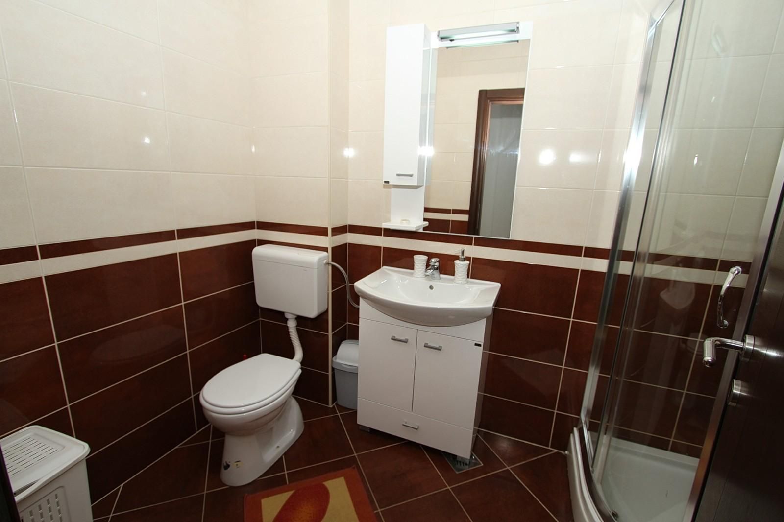 amforaproperty.com/Dvosoban stan 70m² sa pogledom na more-Gospoština, Budva (na duzi period)