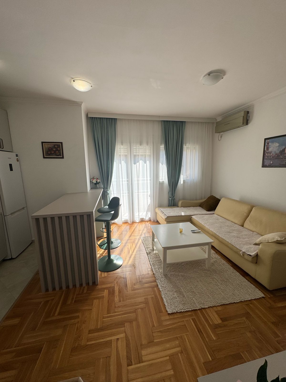 amfora/Moderno opremljen jednosoban stan 44m2-Dubovica Lux, Budva  (NA DUZI PERIOD)