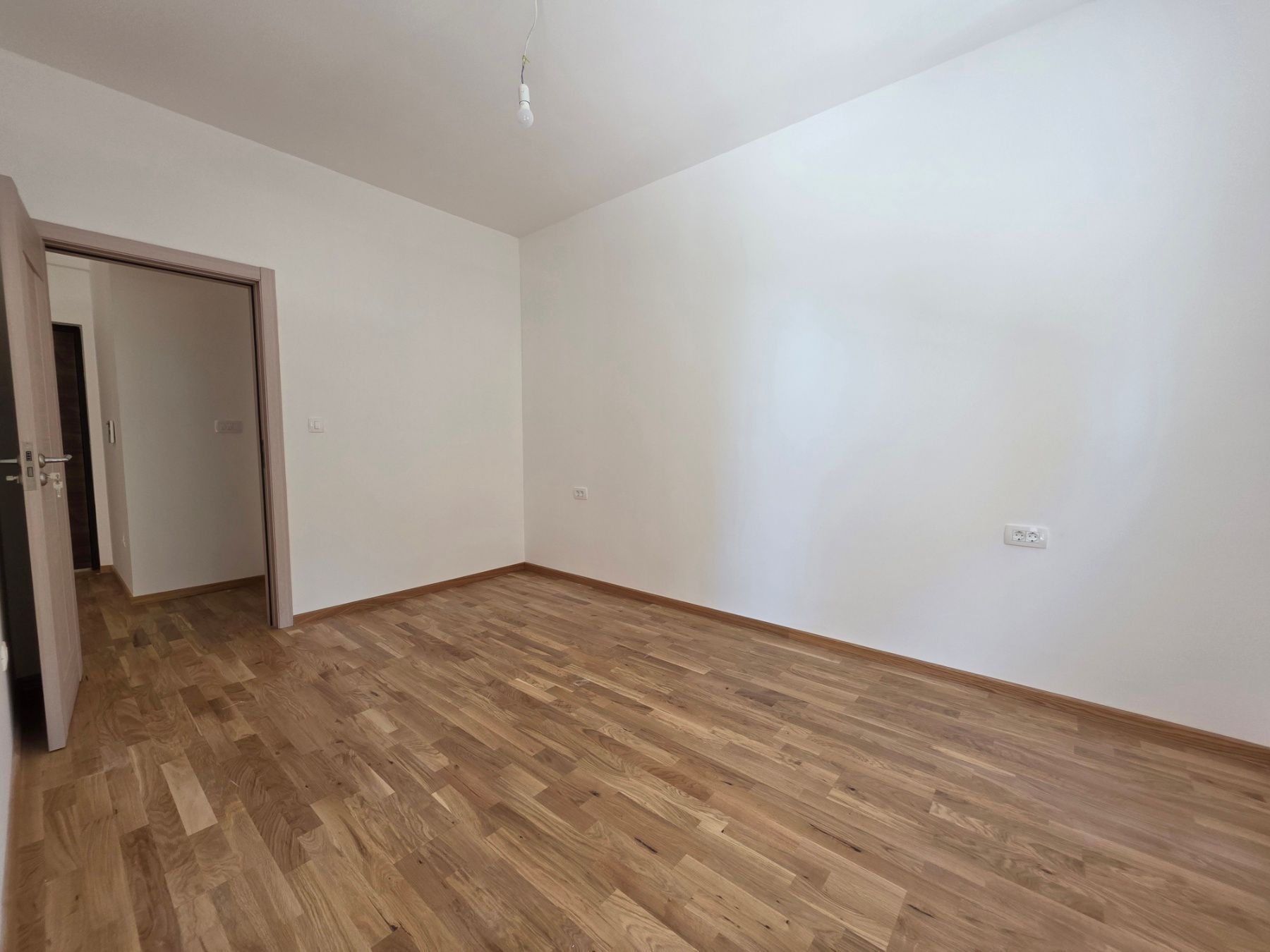 amforaproperty.com/Prodaja Jednosobnog stana 44m² sa bocnim pogledom na more u Novoj Zgradi u Bečićima – Bez 3% Poreza!