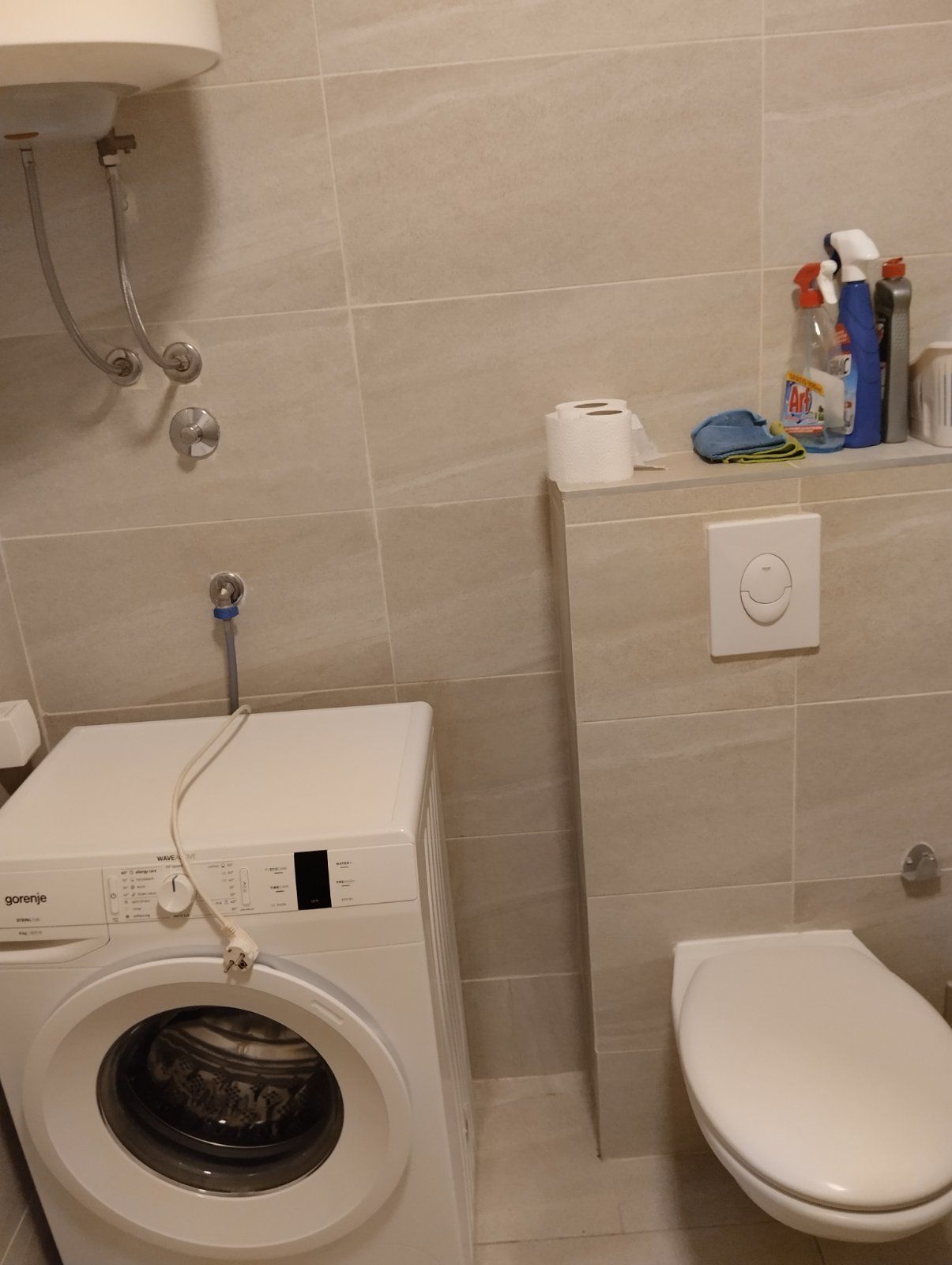 amforaproperty.com/Moderno opremlje studio apartman u Budvi,Lazi (na duzi period)