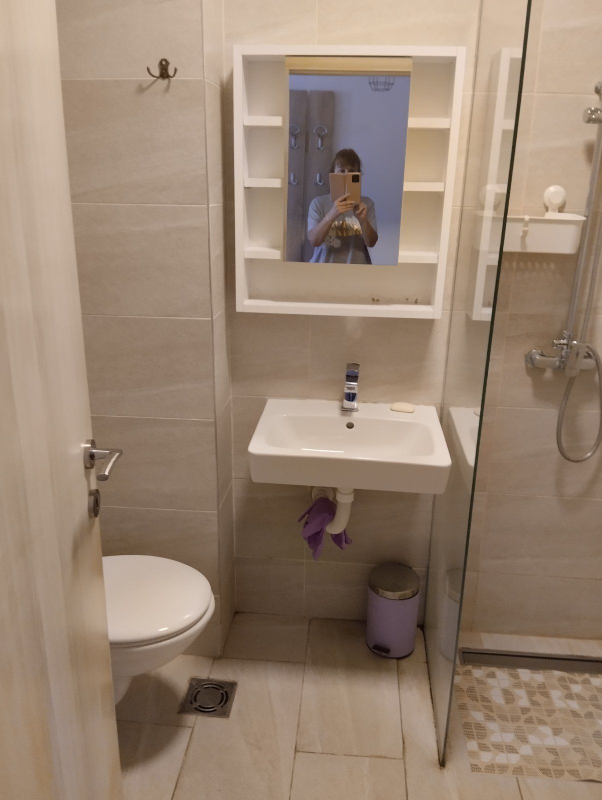 amforaproperty.com/Moderno opremlje studio apartman u Budvi,Lazi (na duzi period)