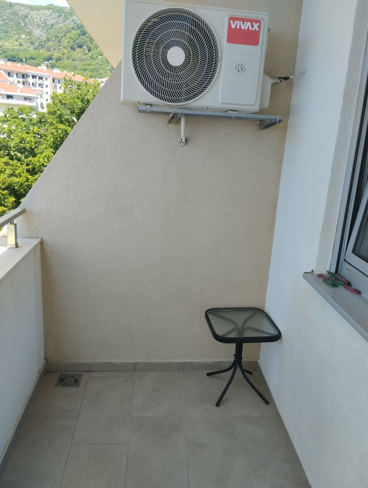 amforaproperty.com/Moderno opremlje studio apartman u Budvi,Lazi (na duzi period)