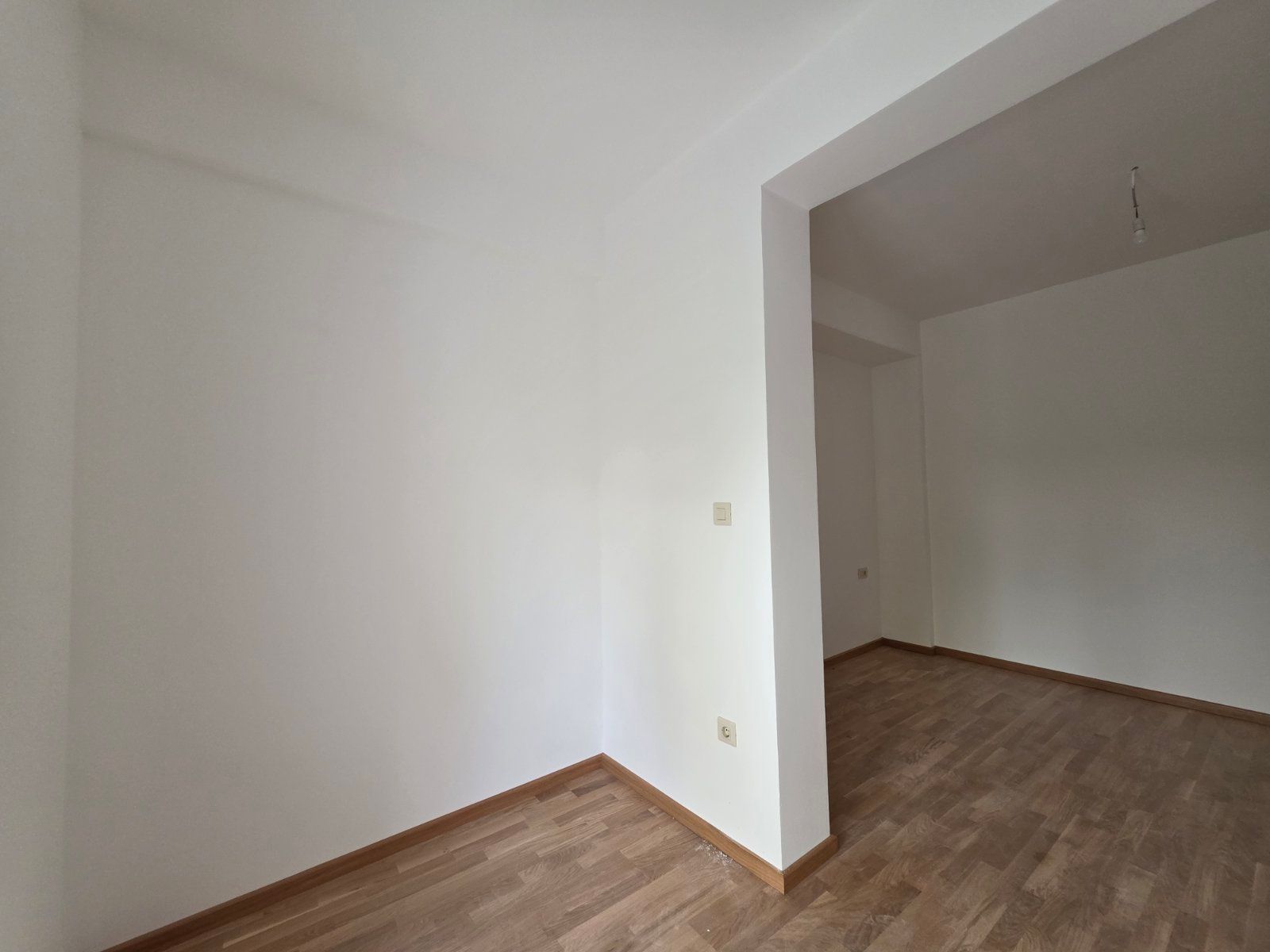 Dvosoban stan 79.18m2 u novom stambeno poslovnoj zgradi-Budva,Adok - Amfora Real Estate