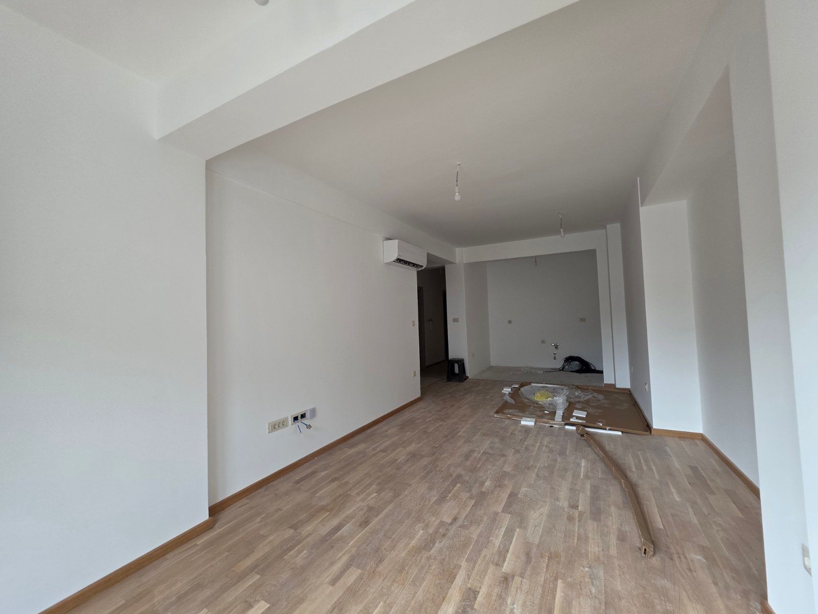 Dvosoban stan 79.18m2 u novom stambeno poslovnoj zgradi-Budva,Adok - Amfora Real Estate