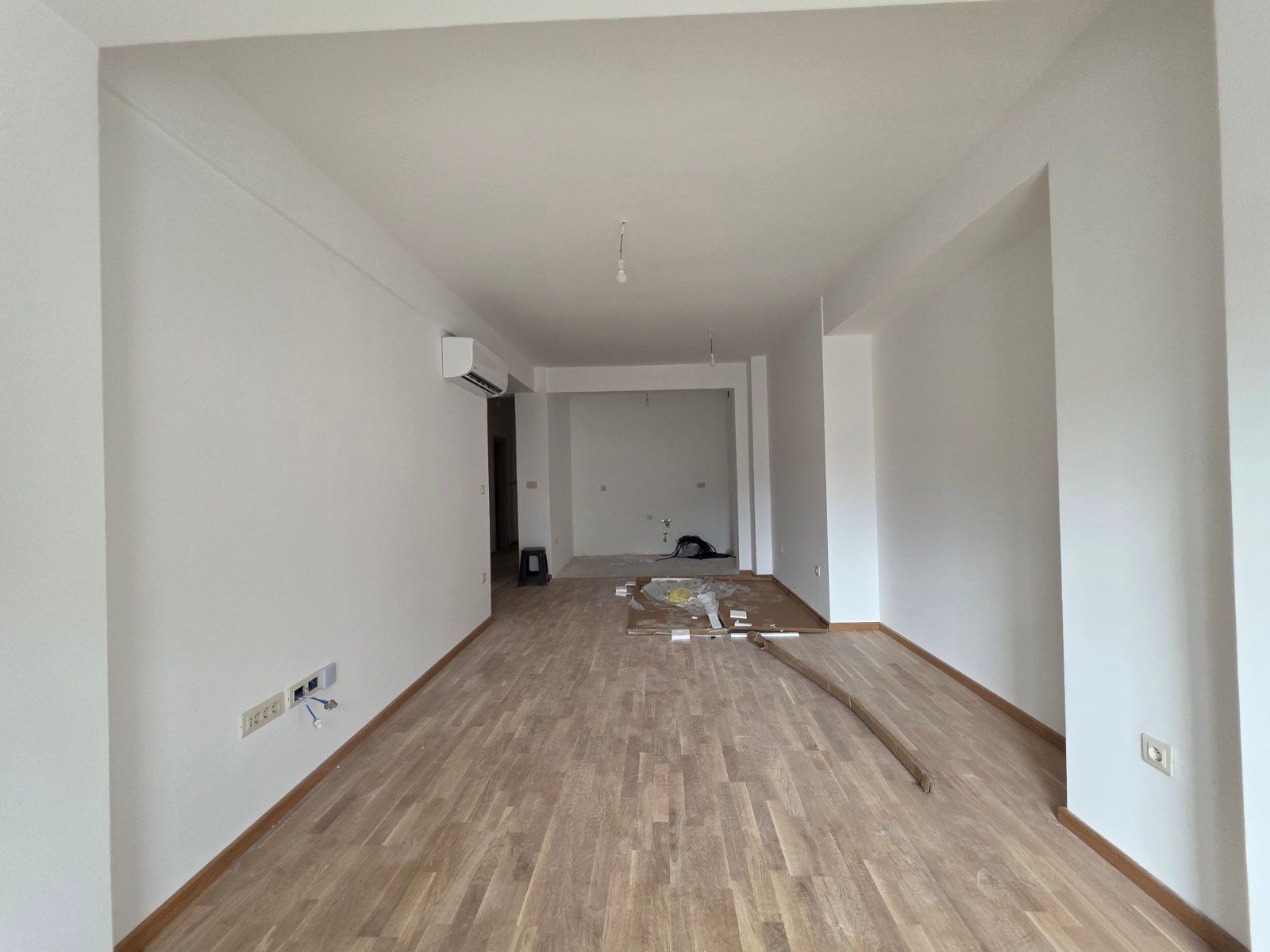 Dvosoban stan 79.18m2 u novom stambeno poslovnoj zgradi-Budva,Adok - Amfora Real Estate