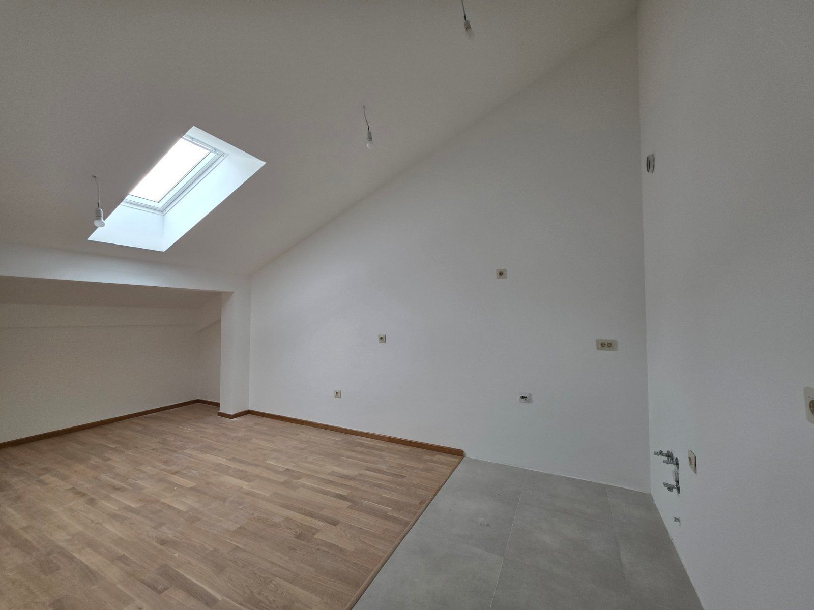 Dvosoban stan 53.10m² sa pogledom na more u novom stambeno poslovnoj zgradi-Budva,Adok - Amfora Real Estate