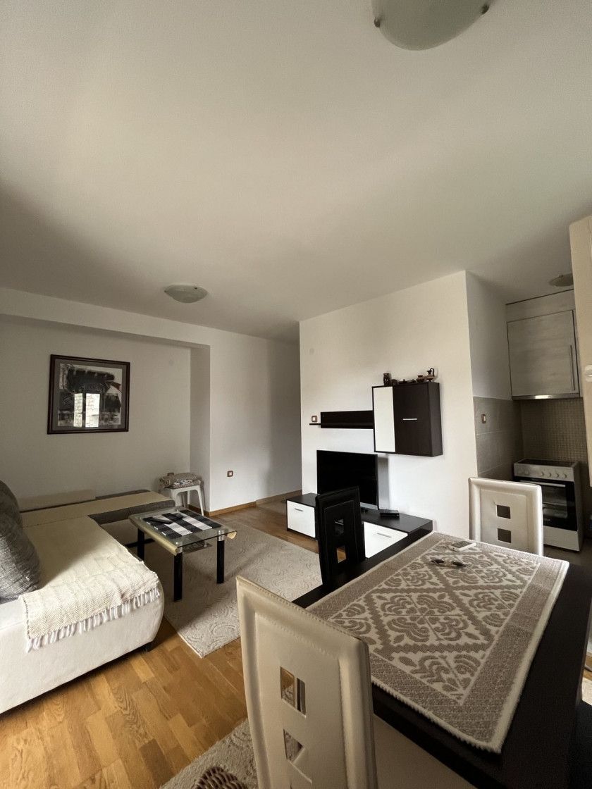 amforaproperty.com/Jednosoban stan 44 m² na odličnoj lokaciji u Petrovcu – 100 m od mora