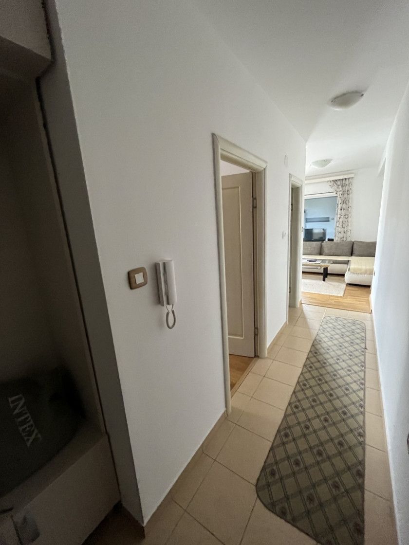amforaproperty.com/Jednosoban stan 44 m² na odličnoj lokaciji u Petrovcu – 100 m od mora