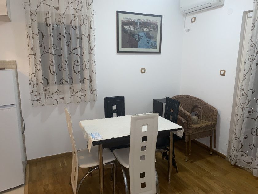 amforaproperty.com/Jednosoban stan 44 m² na odličnoj lokaciji u Petrovcu – 100 m od mora