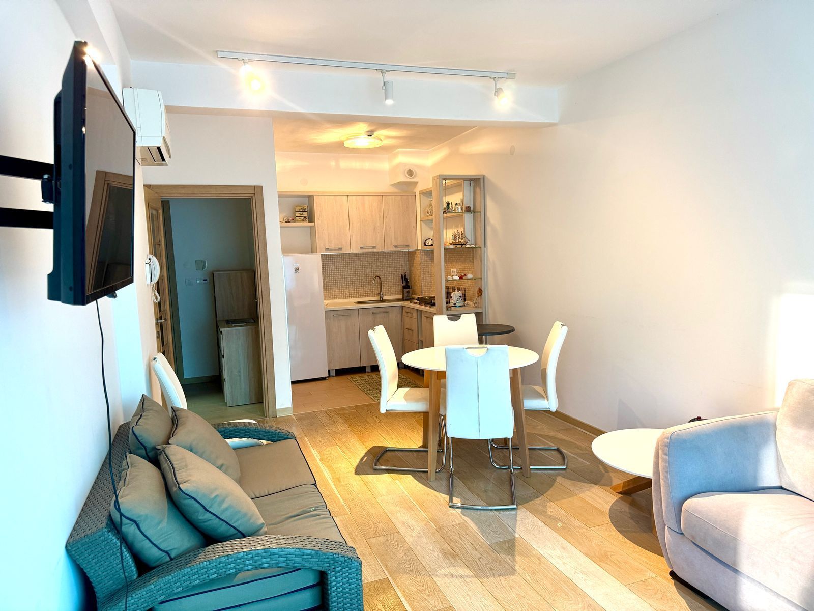 amforaproperty.com/Przno-Luksuzan jednosoban stan 47m2 sa pogledom na more