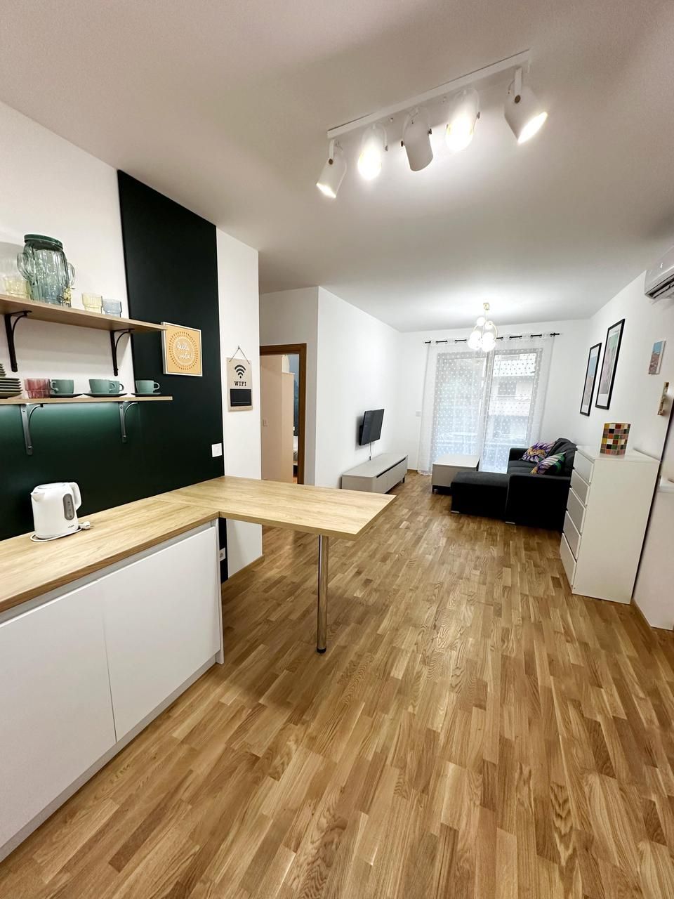amforaproperty.com/DVOSOBAN MODERNO OPREMLJEN STAN NA ATRAKTIVNOJ LOKACIJI U BECICIMA (NA DUZI PERIOD)